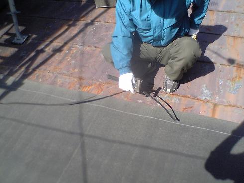 �Â������̏�ɁA�A�X�t�@���g���[�t�B���O��~���Ă���Ƃ���ł��B